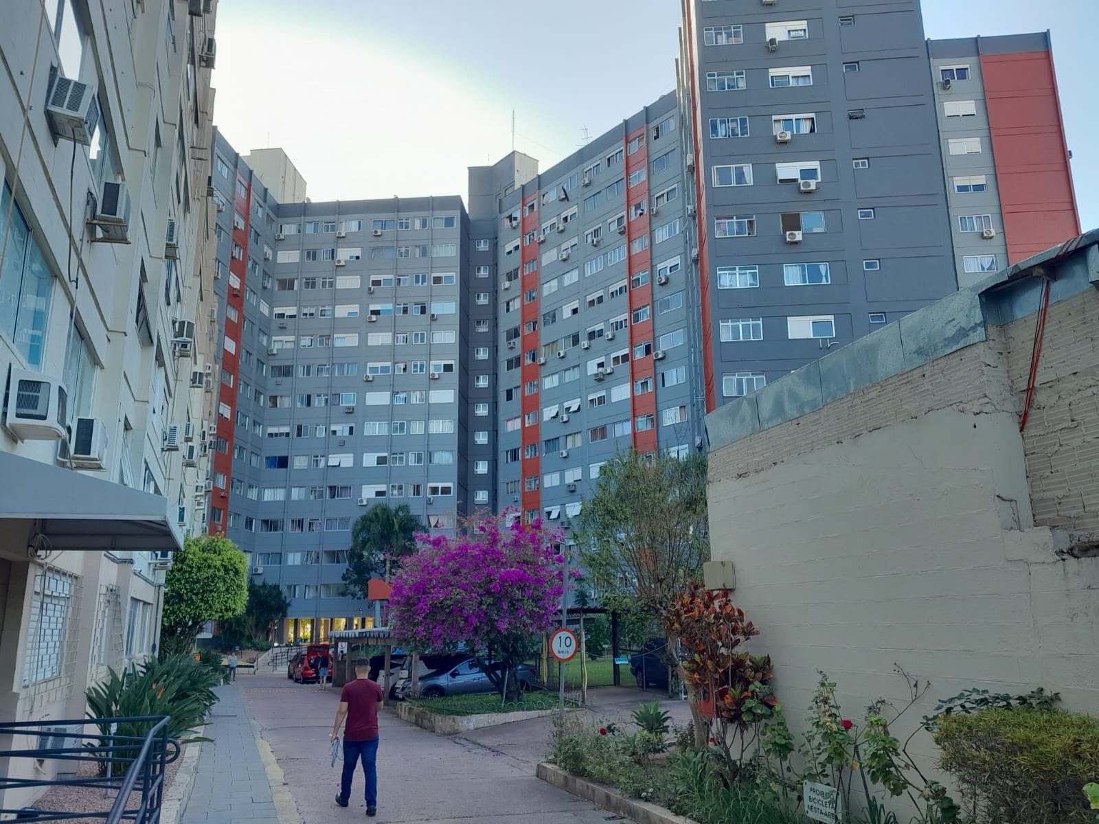 Apartamento de 1 Dormitório no Paternon